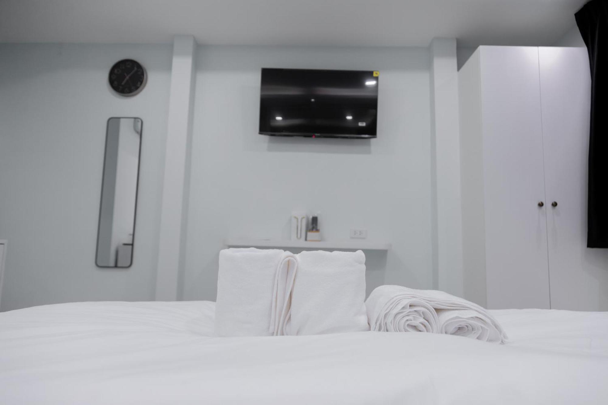Cozy Stay Inn Бангкок Экстерьер фото
