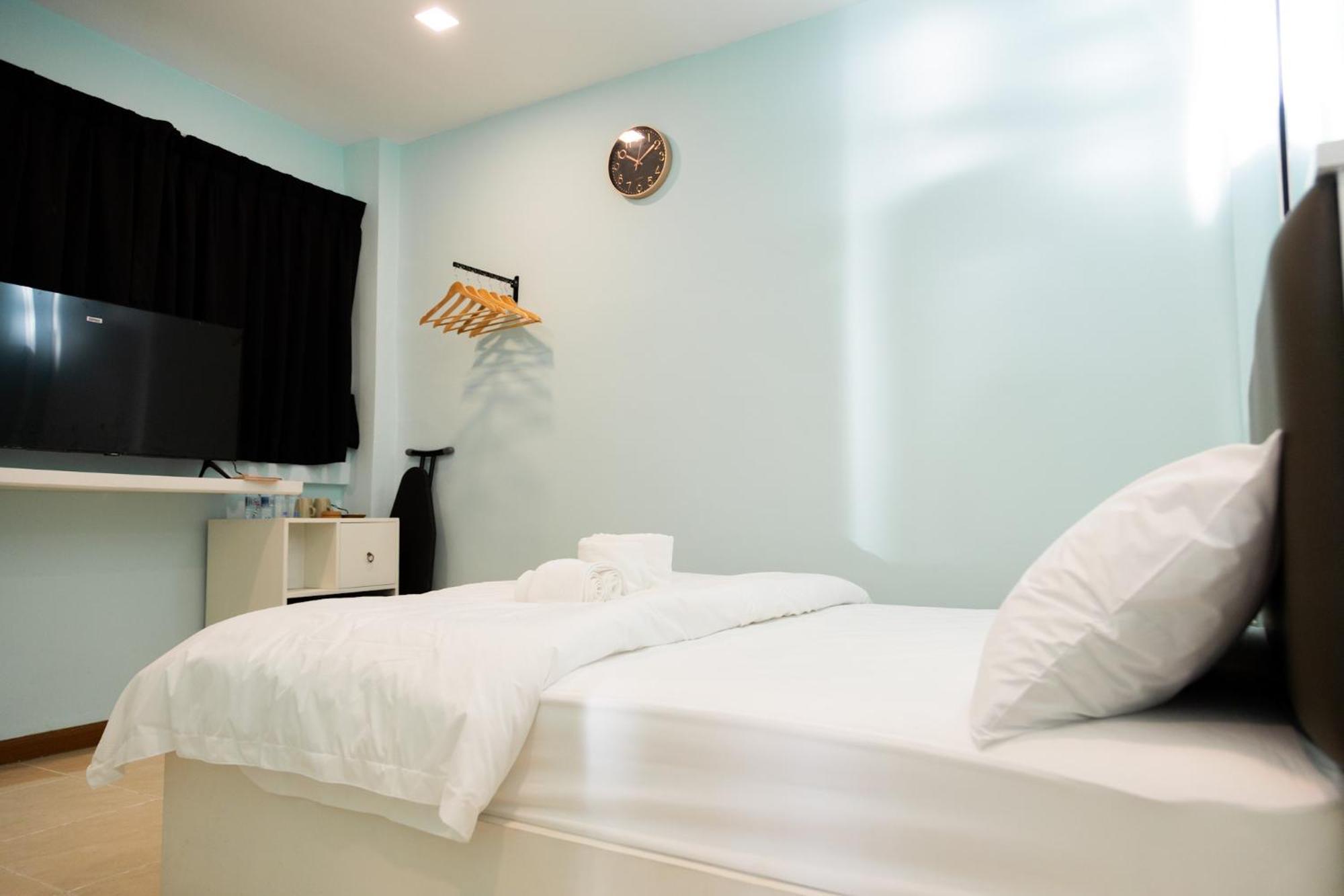 Cozy Stay Inn Бангкок Экстерьер фото
